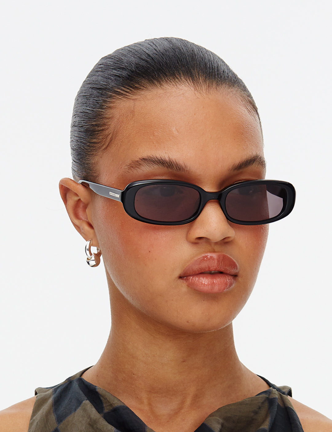 Model Side Profile Shot of Hot Futures Gloss Black Slim Rectangle Sunglasses